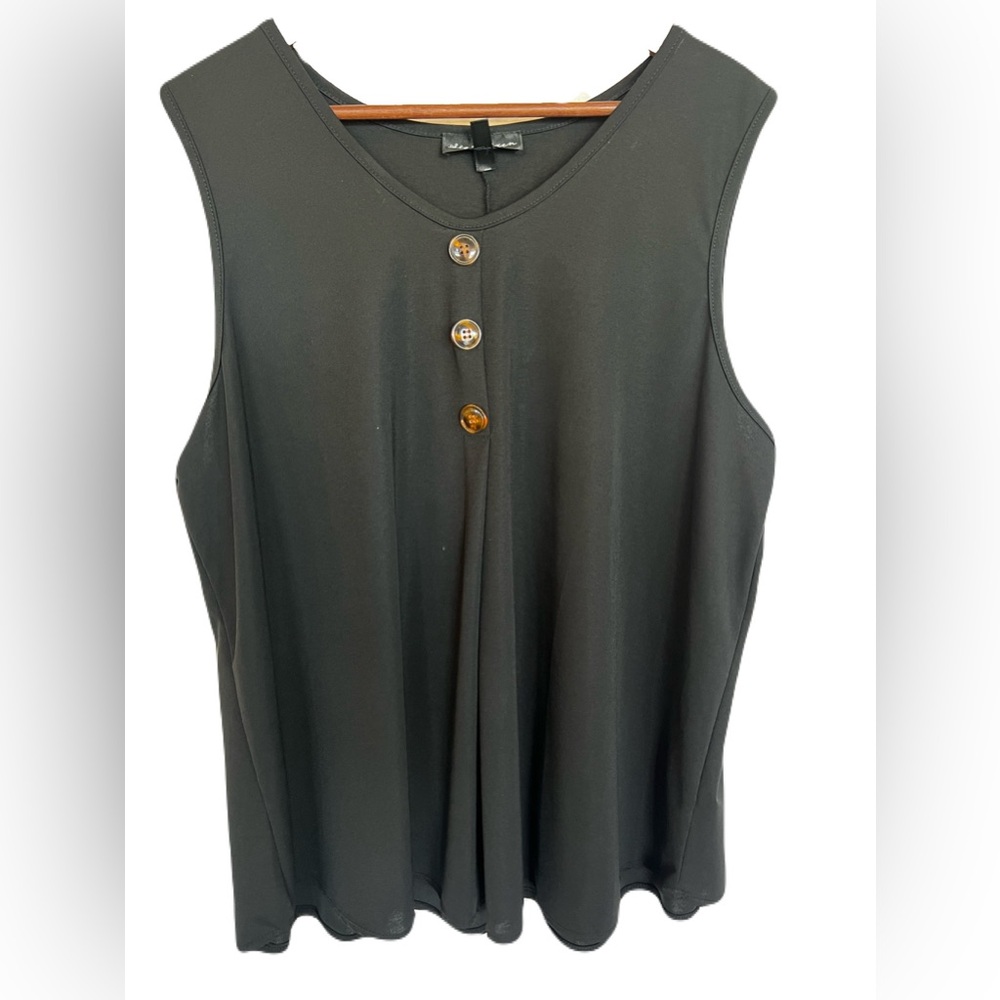 🖤 Star Vixen Black Sleeveless V-Neck Top – Women’s 3X 🖤